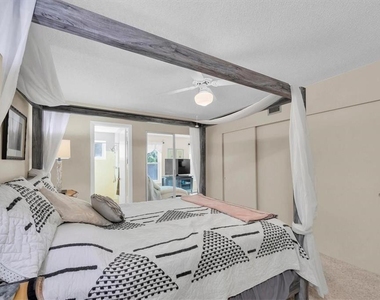 2469 Franciscan Drive - Photo Thumbnail 17