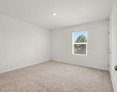 13207 Forge Avenue - Photo Thumbnail 18