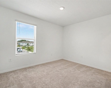 13207 Forge Avenue - Photo Thumbnail 21