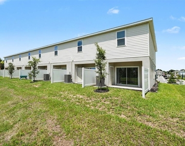 13207 Forge Avenue - Photo Thumbnail 26
