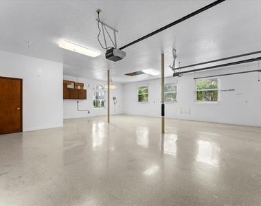 1589 Mary Lane - Photo Thumbnail 64