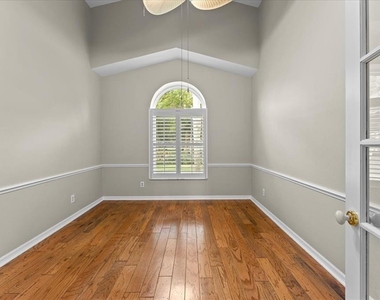 1589 Mary Lane - Photo Thumbnail 57