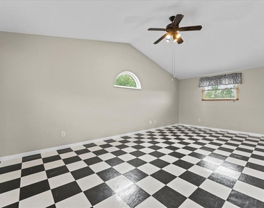 1589 Mary Lane - Photo Thumbnail 79