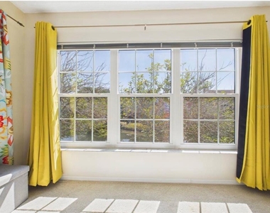 2450 Pelican Court - Photo Thumbnail 13