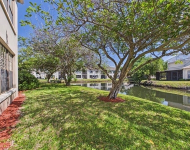 2450 Pelican Court - Photo Thumbnail 24
