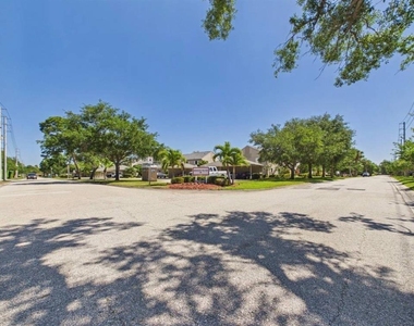 2450 Pelican Court - Photo Thumbnail 28