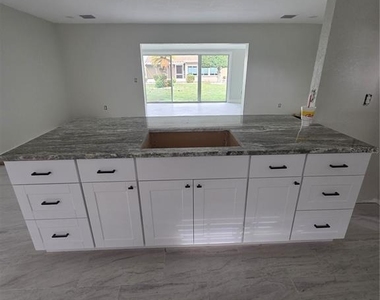 1238 Valley Forge Boulevard - Photo Thumbnail 3