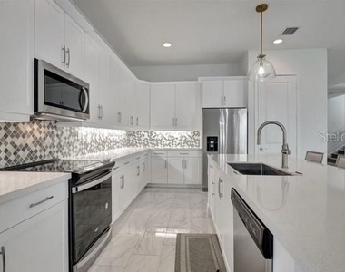 4959 Brigata Way - Photo Thumbnail 4