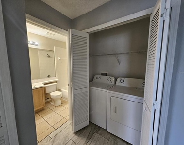 13438 Fairway Glen Drive - Photo Thumbnail 10