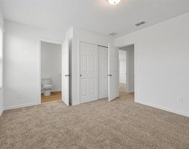 4330 Restful Fallow Cove - Photo Thumbnail 18