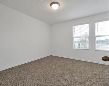 4330 Restful Fallow Cove - Photo Thumbnail 19