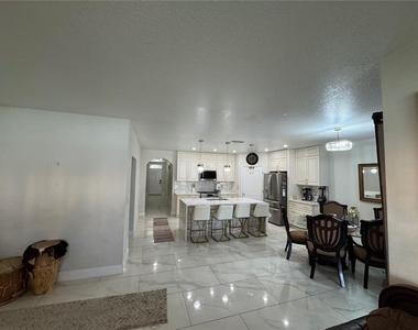 5746 Marsh Landing Drive - Photo Thumbnail 5