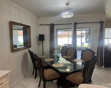5746 Marsh Landing Drive - Photo Thumbnail 9