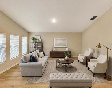 2279 Canyon Oak Drive - Photo Thumbnail 6