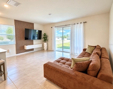 2354 Tay Wes Drive - Photo Thumbnail 7
