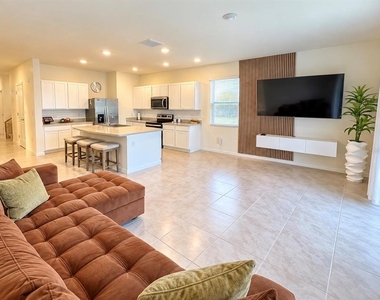 2354 Tay Wes Drive - Photo Thumbnail 8