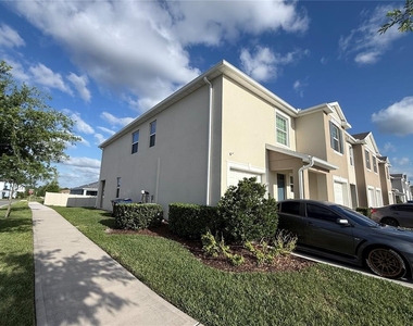 2354 Tay Wes Drive - Photo Thumbnail 3