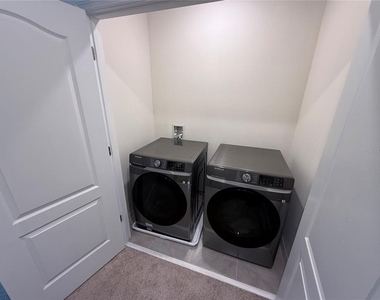 2354 Tay Wes Drive - Photo Thumbnail 29