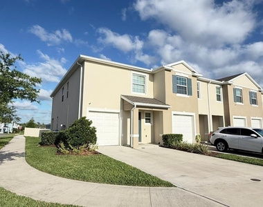 2354 Tay Wes Drive - Photo Thumbnail 2