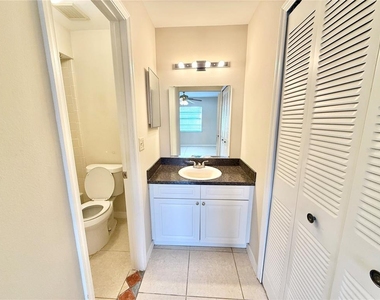 2239 Margarita Court - Photo Thumbnail 15