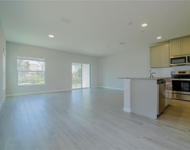 2782 Narcoossee Commons Way - Photo Thumbnail 6