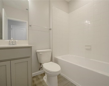 2782 Narcoossee Commons Way - Photo Thumbnail 17