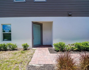 2782 Narcoossee Commons Way - Photo Thumbnail 4