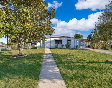 944 Halstead Street - Photo Thumbnail 2