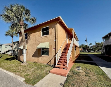 733 Michigan Court - Photo Thumbnail 1
