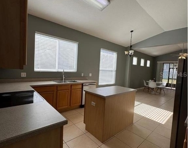 8526 Greenbank Boulevard - Photo Thumbnail 4