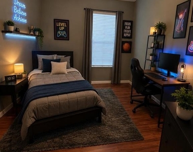 8526 Greenbank Boulevard - Photo Thumbnail 18