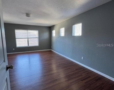 8526 Greenbank Boulevard - Photo Thumbnail 13