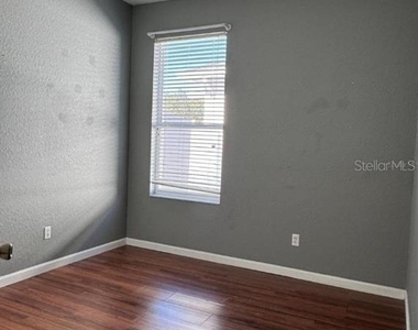 8526 Greenbank Boulevard - Photo Thumbnail 10