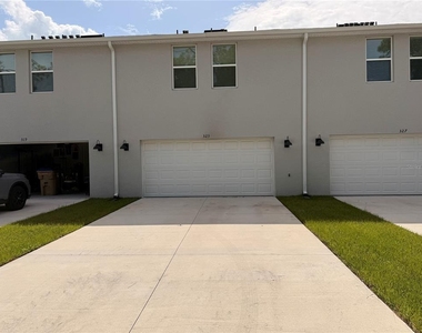 323 Preston Cove Drive - Photo Thumbnail 18