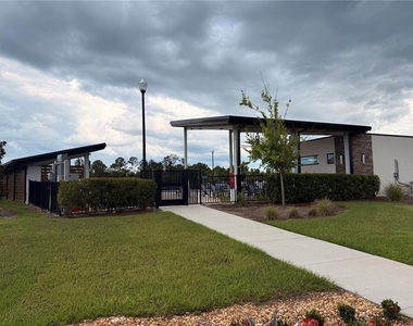 323 Preston Cove Drive - Photo Thumbnail 21