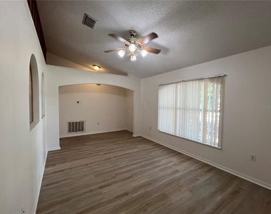 821 Marquis Court - Photo Thumbnail 8