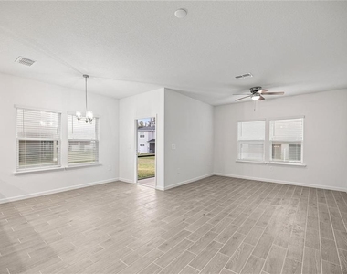 3644 Se 37th Court - Photo Thumbnail 10