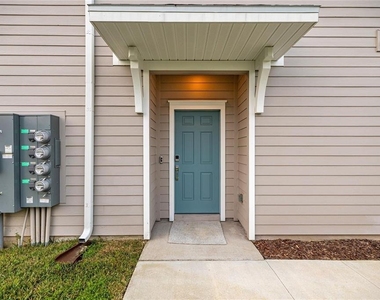 3644 Se 37th Court - Photo Thumbnail 3