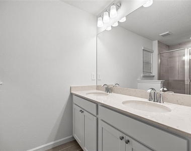 3644 Se 37th Court - Photo Thumbnail 16