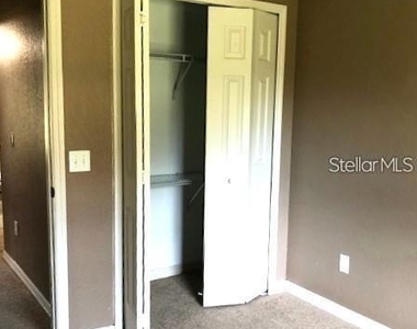 16718 Sw 21st Circle - Photo Thumbnail 10