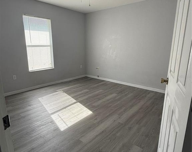 22 Hemlock Terrace - Photo Thumbnail 6