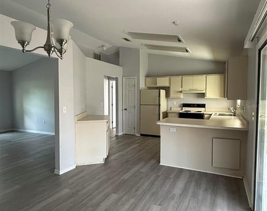 22 Hemlock Terrace - Photo Thumbnail 1