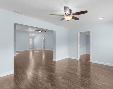 400 Nw 80th Avenue - Photo Thumbnail 32