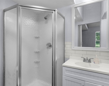 400 Nw 80th Avenue - Photo Thumbnail 45