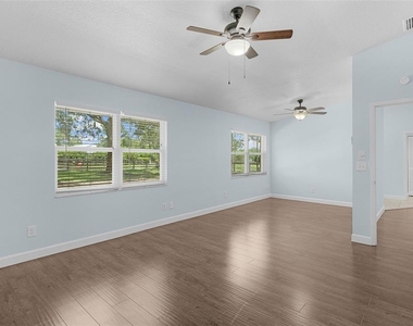 400 Nw 80th Avenue - Photo Thumbnail 17