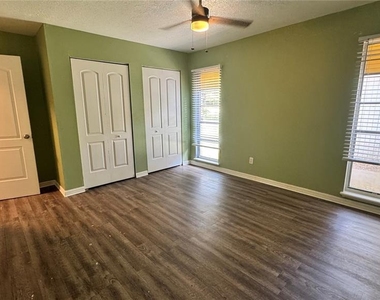 4001 Se 22nd Avenue - Photo Thumbnail 17