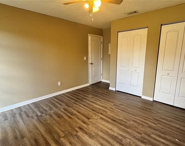 4001 Se 22nd Avenue - Photo Thumbnail 12