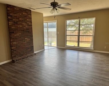 4001 Se 22nd Avenue - Photo Thumbnail 25