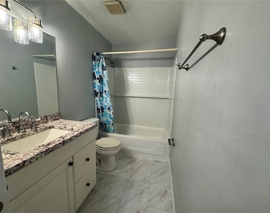 4001 Se 22nd Avenue - Photo Thumbnail 19