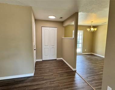 4001 Se 22nd Avenue - Photo Thumbnail 4